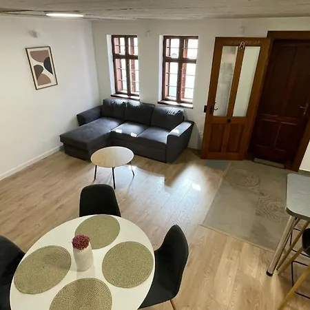 Dovolenkový dom Privatny Domcek V Historickom Centre Trnava