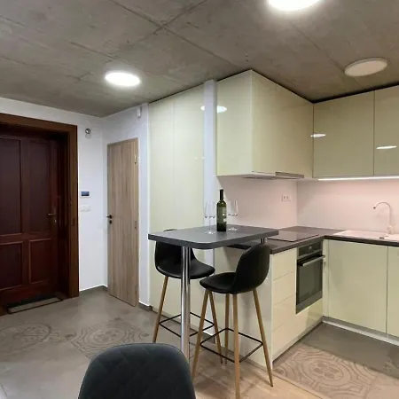 Dovolenkový dom Privatny Domcek V Historickom Centre Trnava